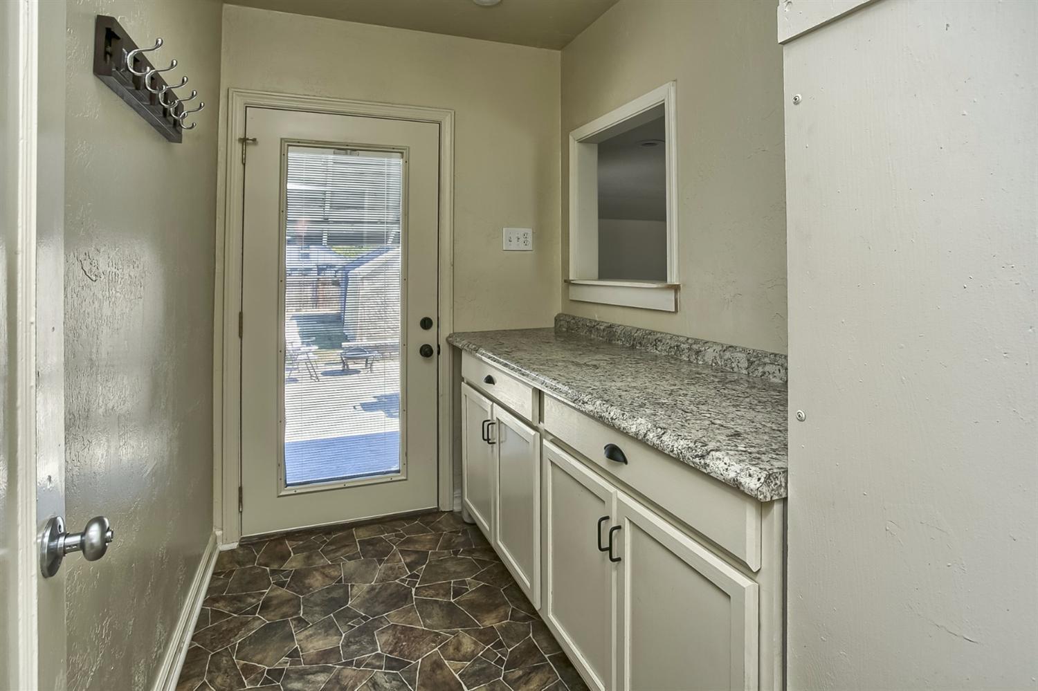 1319 Spring Street Medford, OR 97504 - Photo 14 of 22 Additional Photo