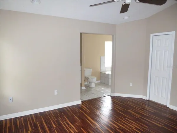 $2,050 | 616 East 1st Street, Apopka, FL 32703