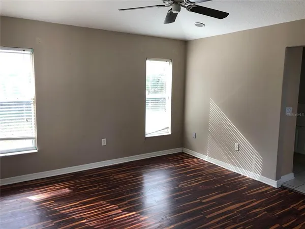 $2,050 | 616 East 1st Street, Apopka, FL 32703