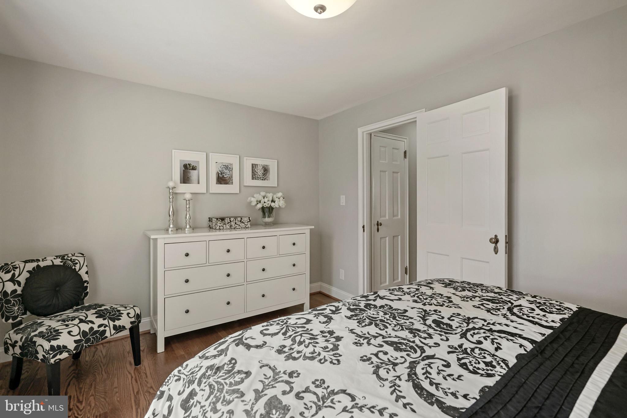 209 East Glebe Road, Unit C Alexandria, VA 22305 - Photo 14 of 23