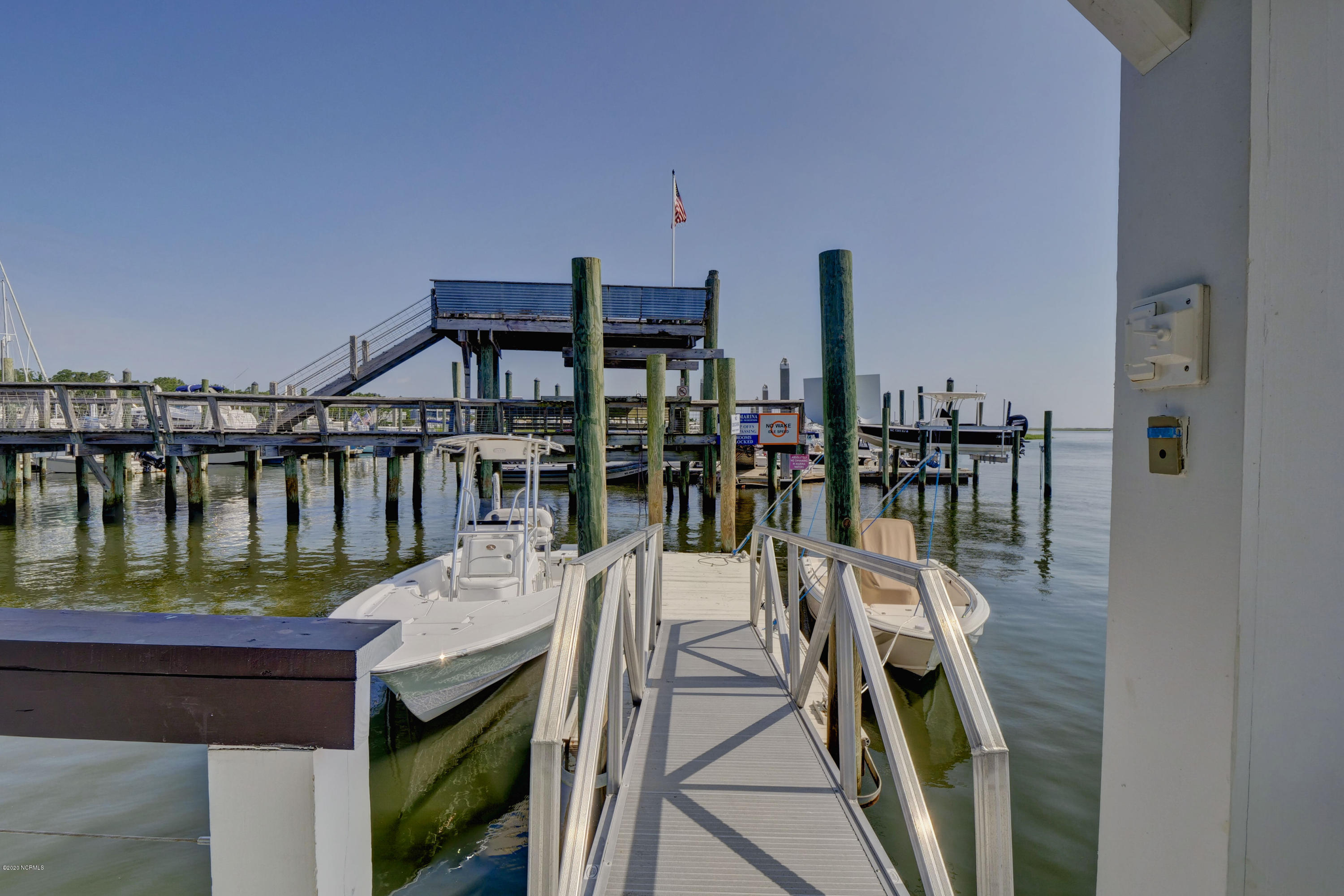 617 Trails End Road Wilmington, NC 28409 - Photo 10 of 83 010__jka0574_75_76_77_78_79_80