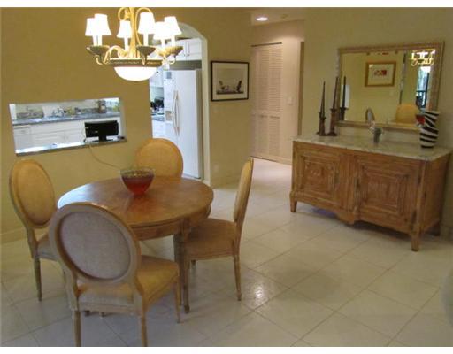 7546 La Paz Boulevard, Unit 206 Boca Raton, FL 33433 - Photo 4 of 10 Additional Photo