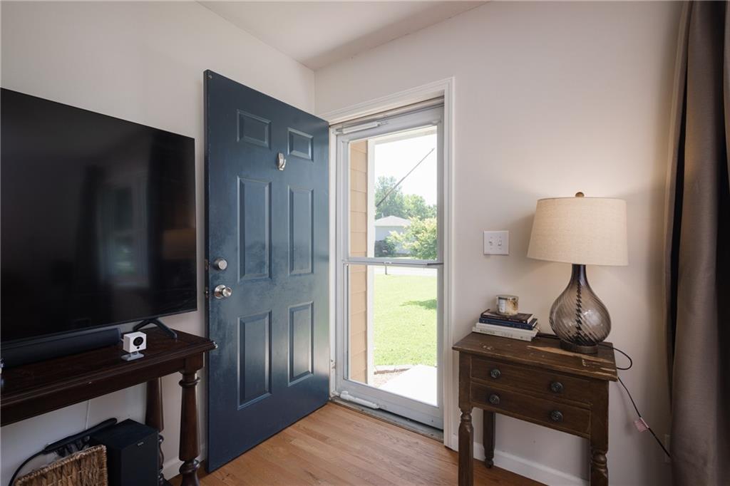 23 Southeast 190 Road Warrensburg, MO 64093 - Photo 14 of 22 Gallery Image 14
