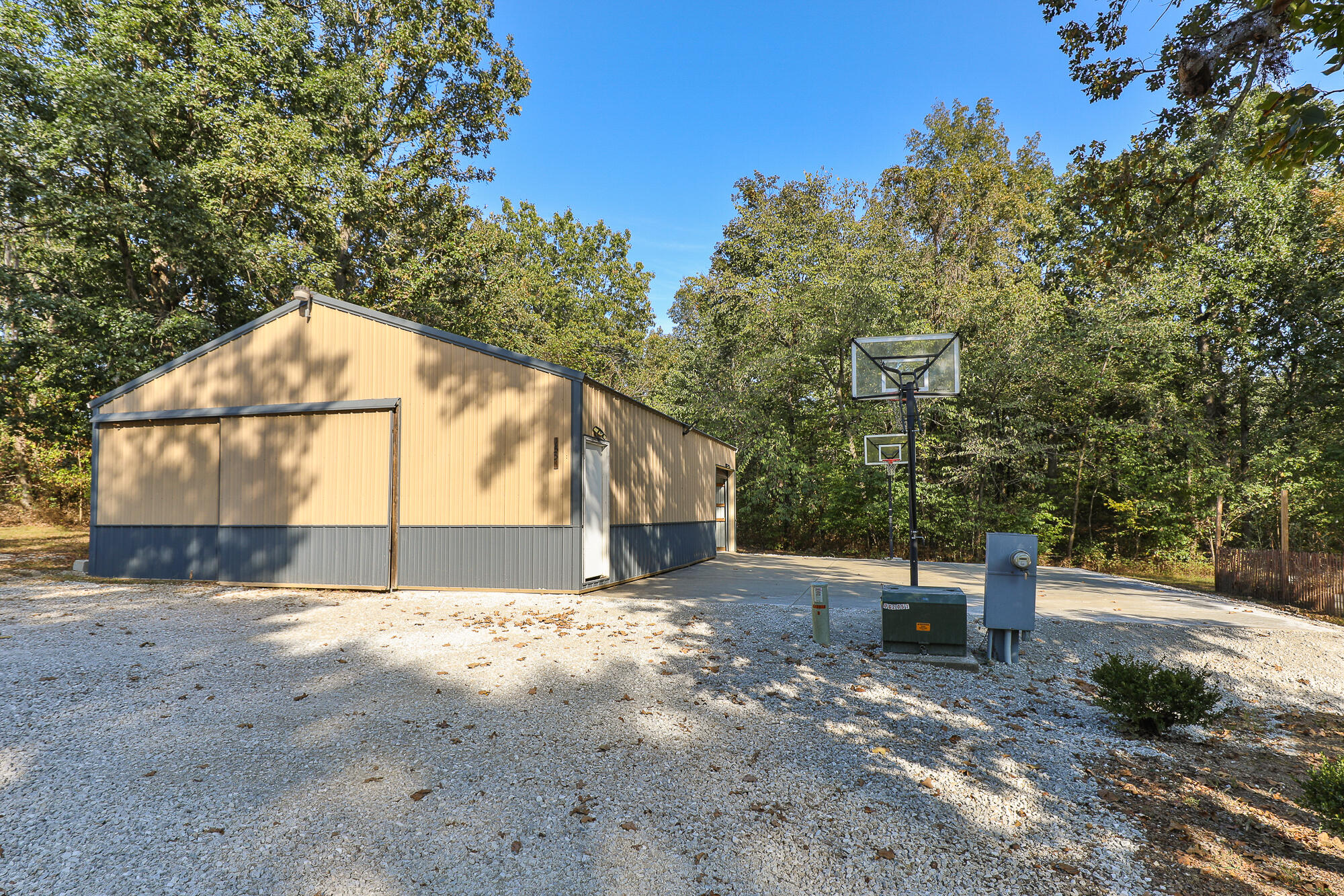1556 East 464th Road Bolivar, MO 65613 - Photo 46 of 56 7M4A5787
