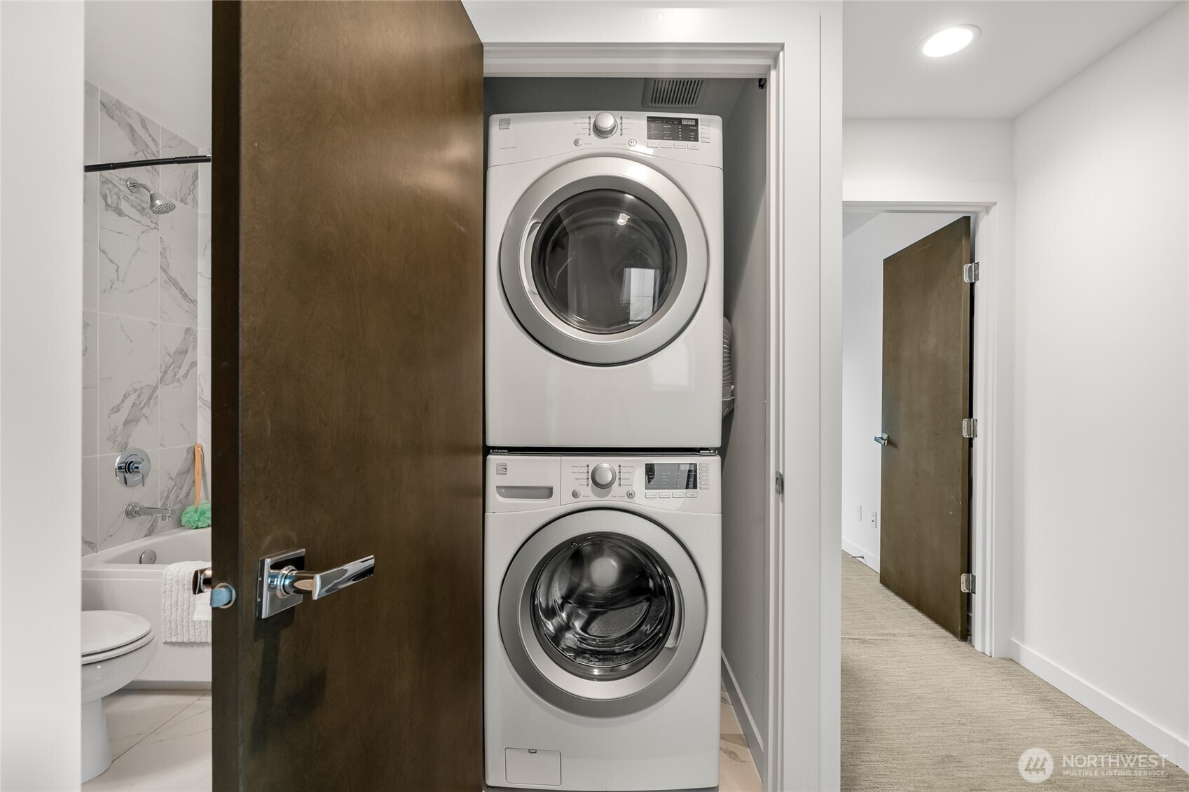 730 25th Avenue South Seattle, WA 98144 - Photo 23 of 38 a utility room with dryer and washer