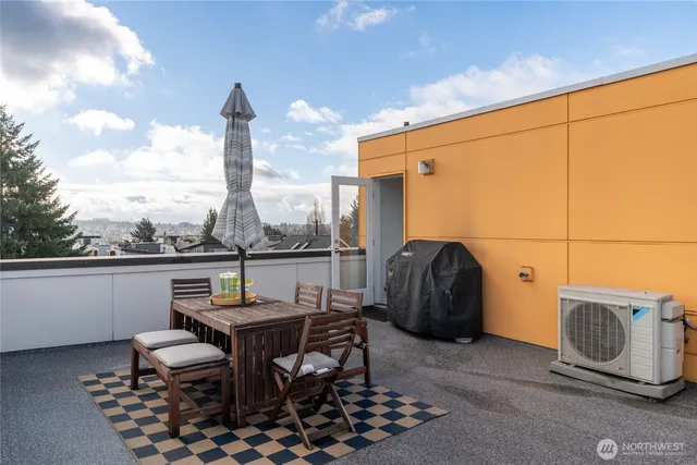 $839,950 | 730 25th Avenue South, Seattle, WA 98144