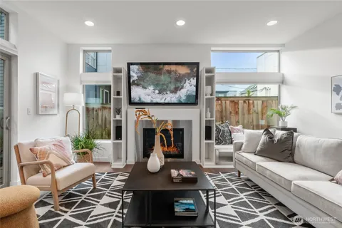 $839,950 | 730 25th Avenue South, Seattle, WA 98144