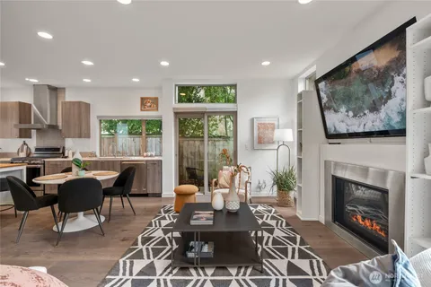 $839,950 | 730 25th Avenue South, Seattle, WA 98144