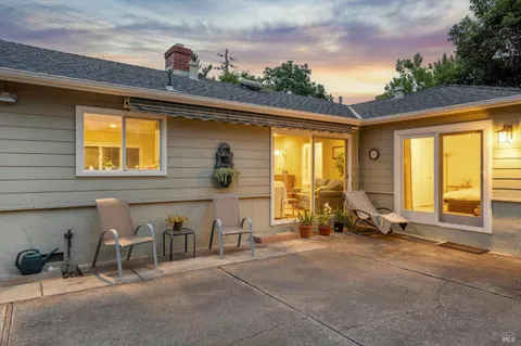 $799,000 | 807 Reichert Avenue, Novato, CA 94945