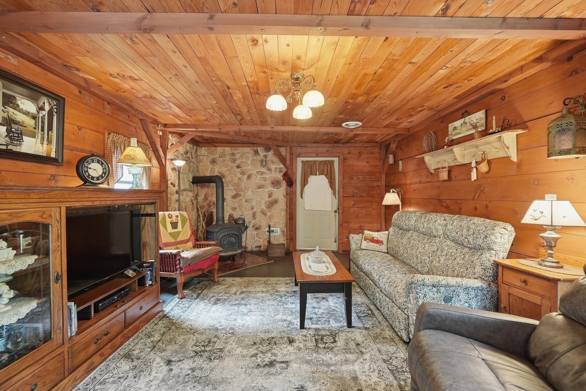 70 Old Princeton Road Hubbardston, MA 01452 - Photo 8 of 40 Gallery Image 8