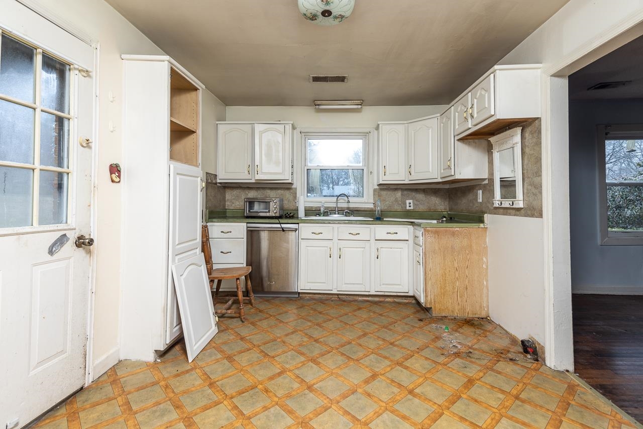 3932 Crenshaw Road Millington, TN 38053 - Photo 5 of 15 Gallery Image 5