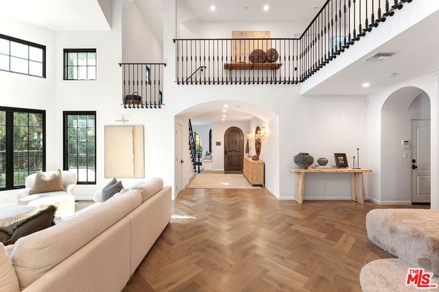 $15,430 | 3764 Berry Drive, Studio City, CA 91604