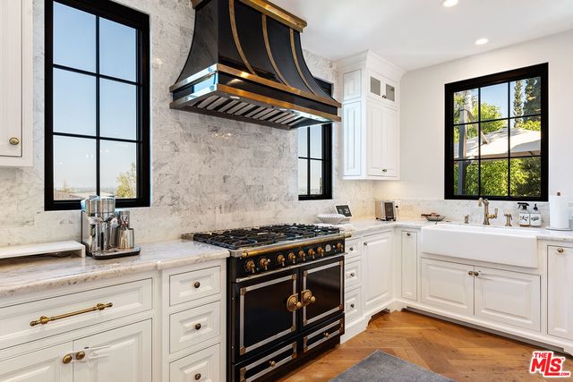 $15,430 | 3764 Berry Drive, Studio City, CA 91604