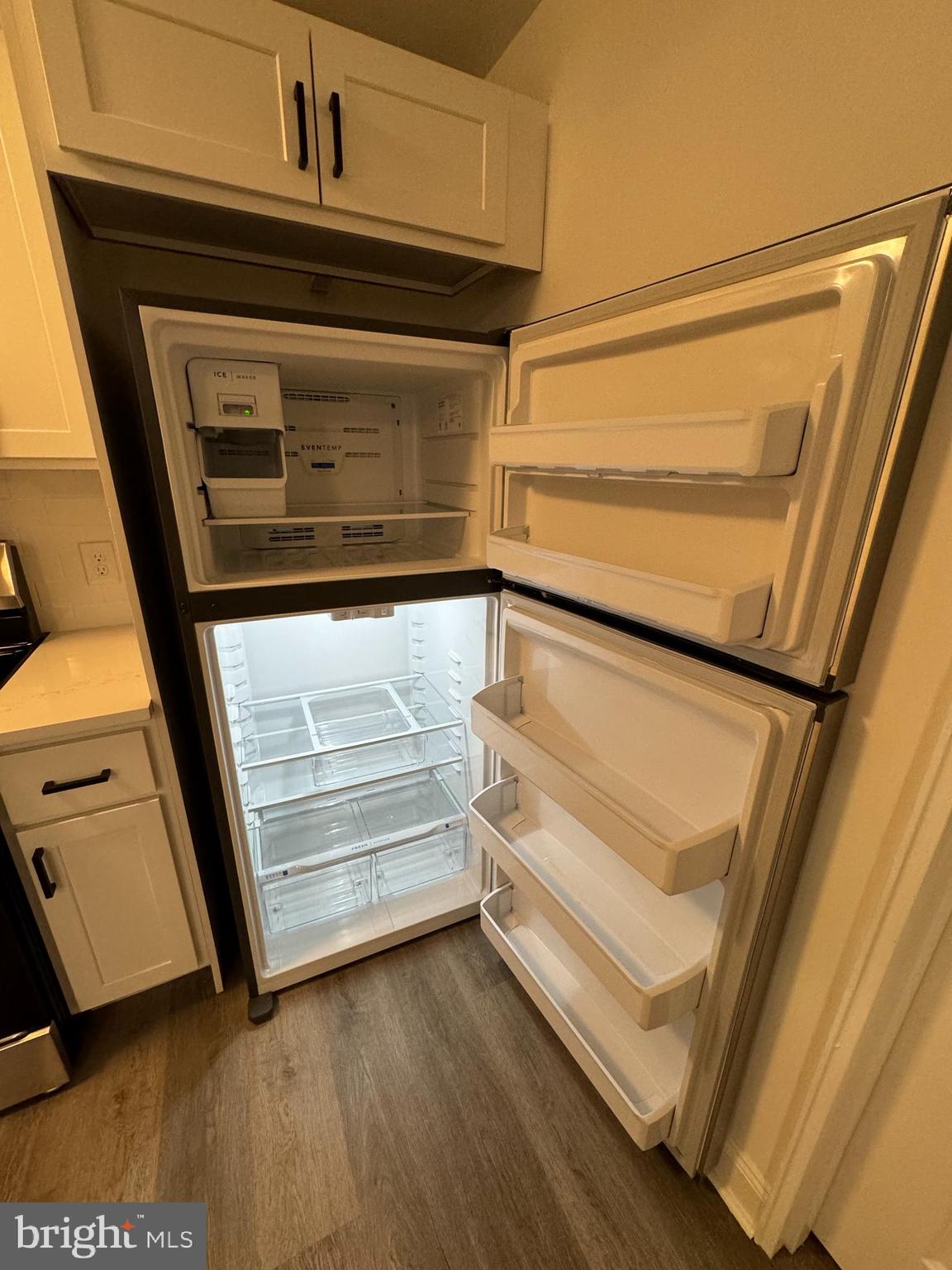 1841 Davisville Road, Unit G4 Willow Grove, PA 19090 - Photo 6 of 12 a view of bedroom and wooden floor
