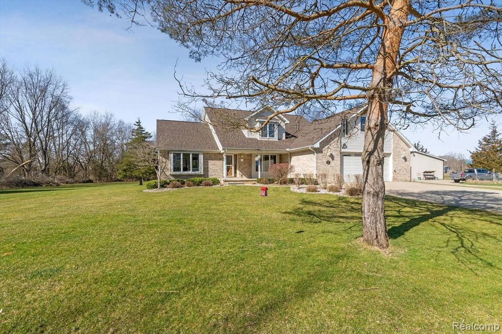 9346 Farley Road Pinckney, MI 48169 - Photo 4 of 68