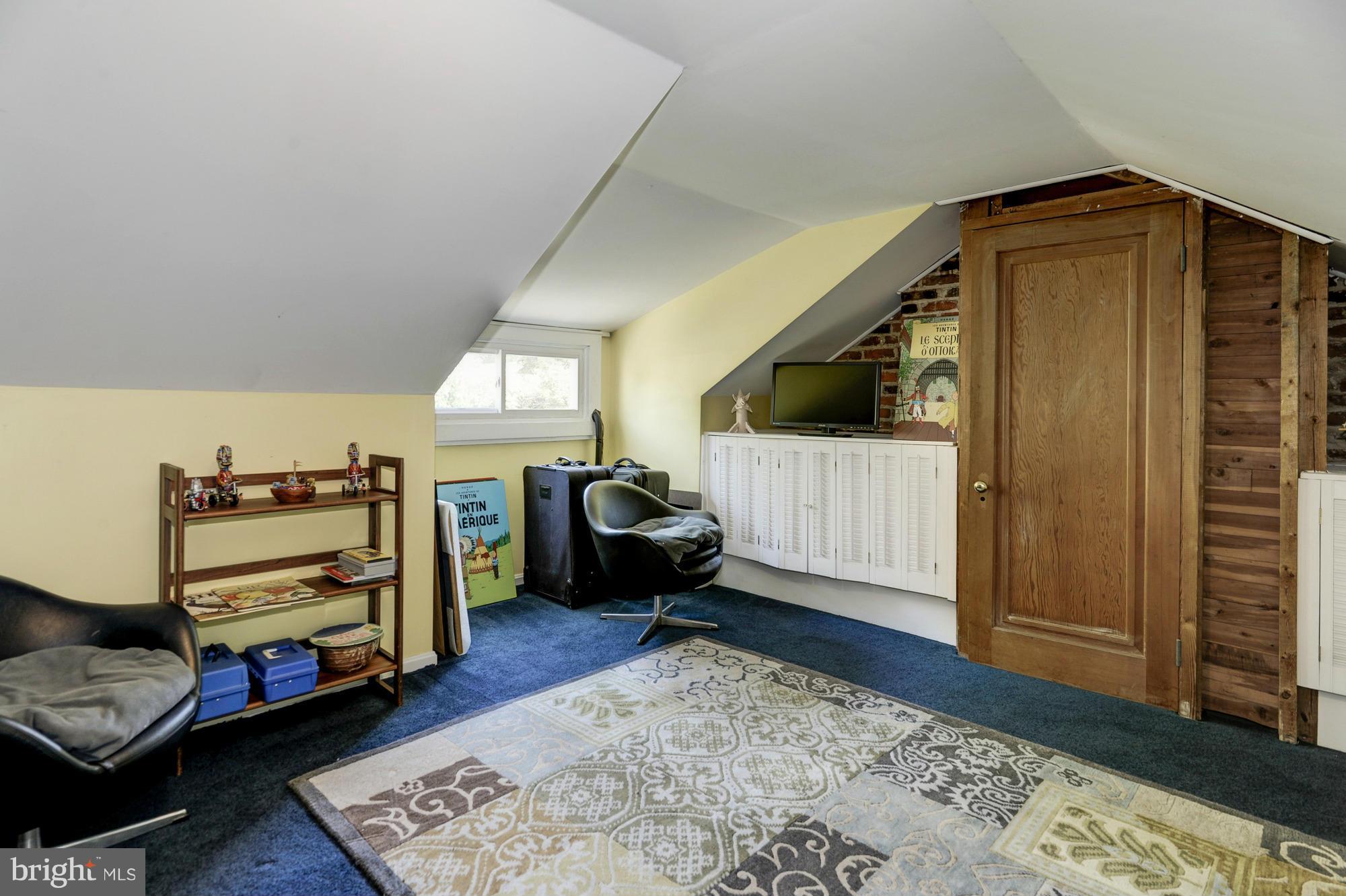 410 Hopkins Road Baltimore, MD 21212 - Photo 27 of 30 a bedroom with furniture and a window