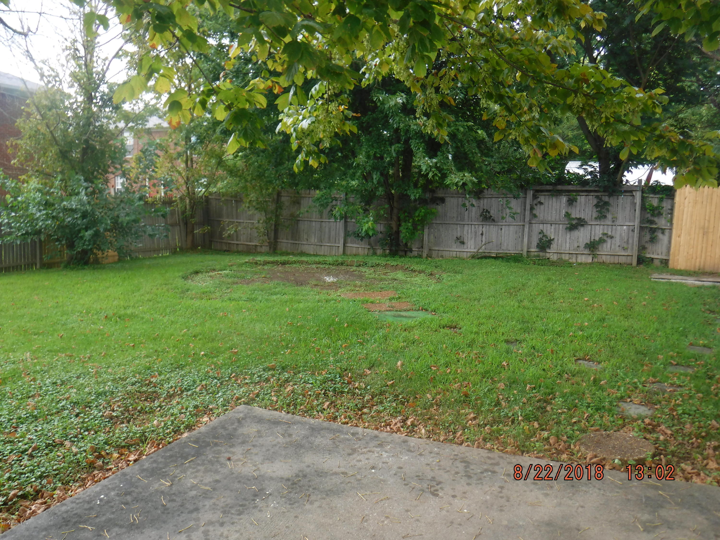378 Meadowood Road Hillview, KY 40229 - Photo 31 of 32 DSCF4189