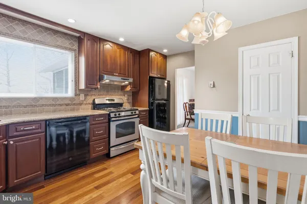 $500,000 | 715 North Henderson Road, King of Prussia, PA 19406