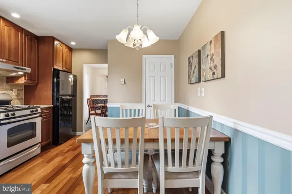 $500,000 | 715 North Henderson Road, King of Prussia, PA 19406