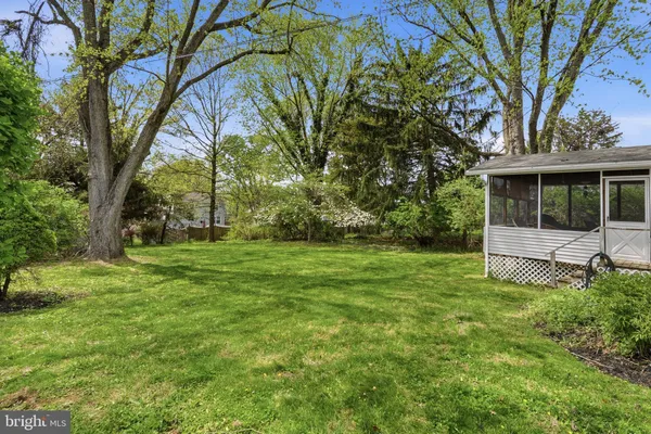 $500,000 | 715 North Henderson Road, King of Prussia, PA 19406