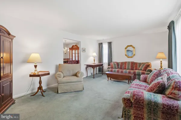 $500,000 | 715 North Henderson Road, King of Prussia, PA 19406