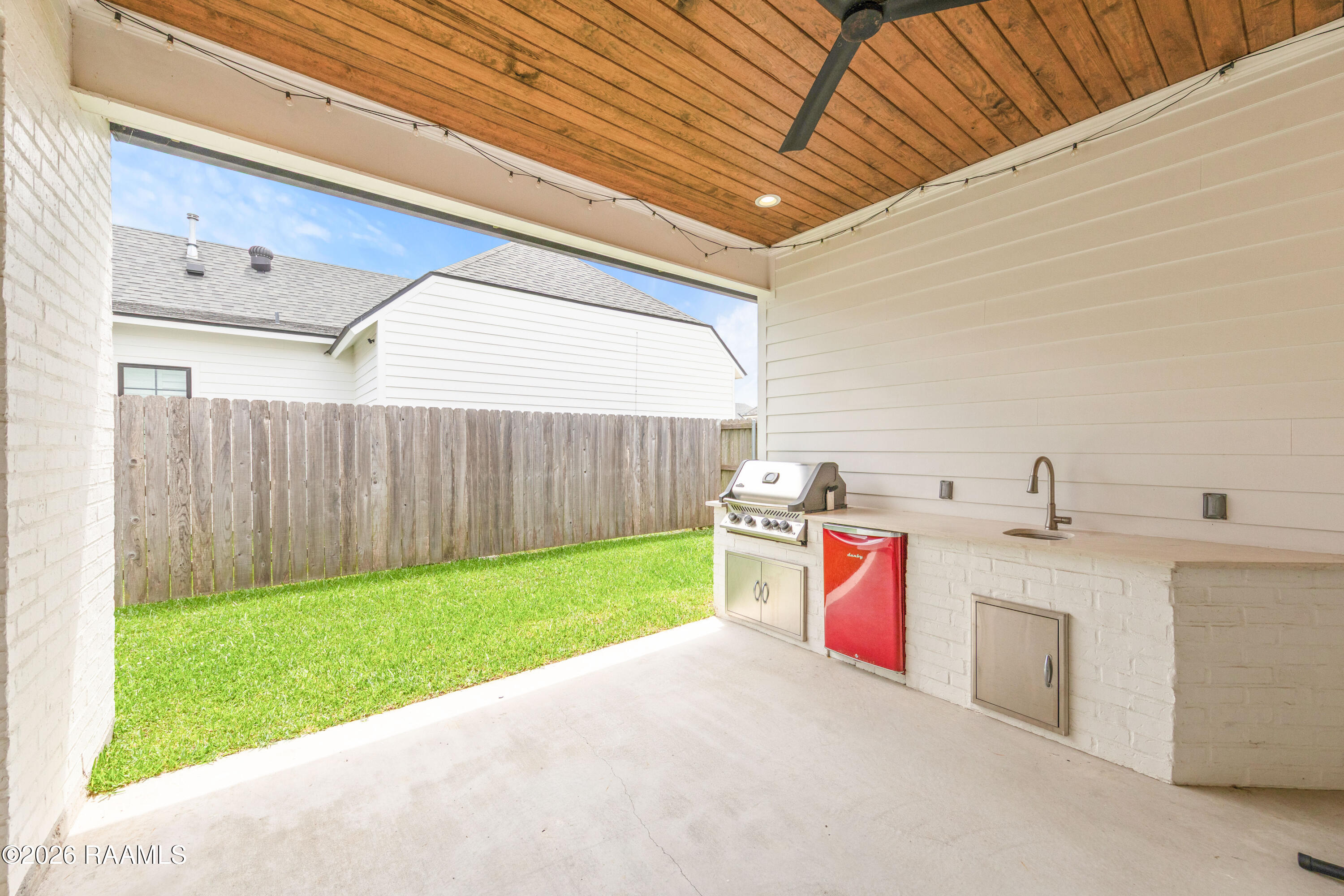 103 Tea Rose Broussard, LA 70518 - Photo 7 of 37 103TeaTree-6