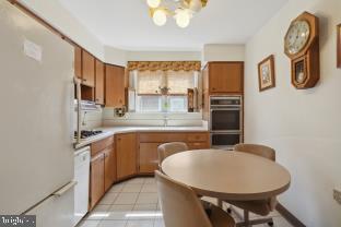 8592 Benton Avenue Philadelphia, PA 19152 - Photo 4 of 14