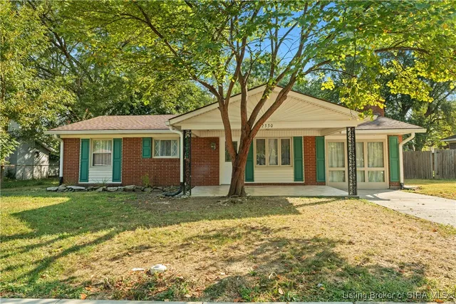 $230,000 | 2330 Raintree Drive, Clarksville, IN 47129