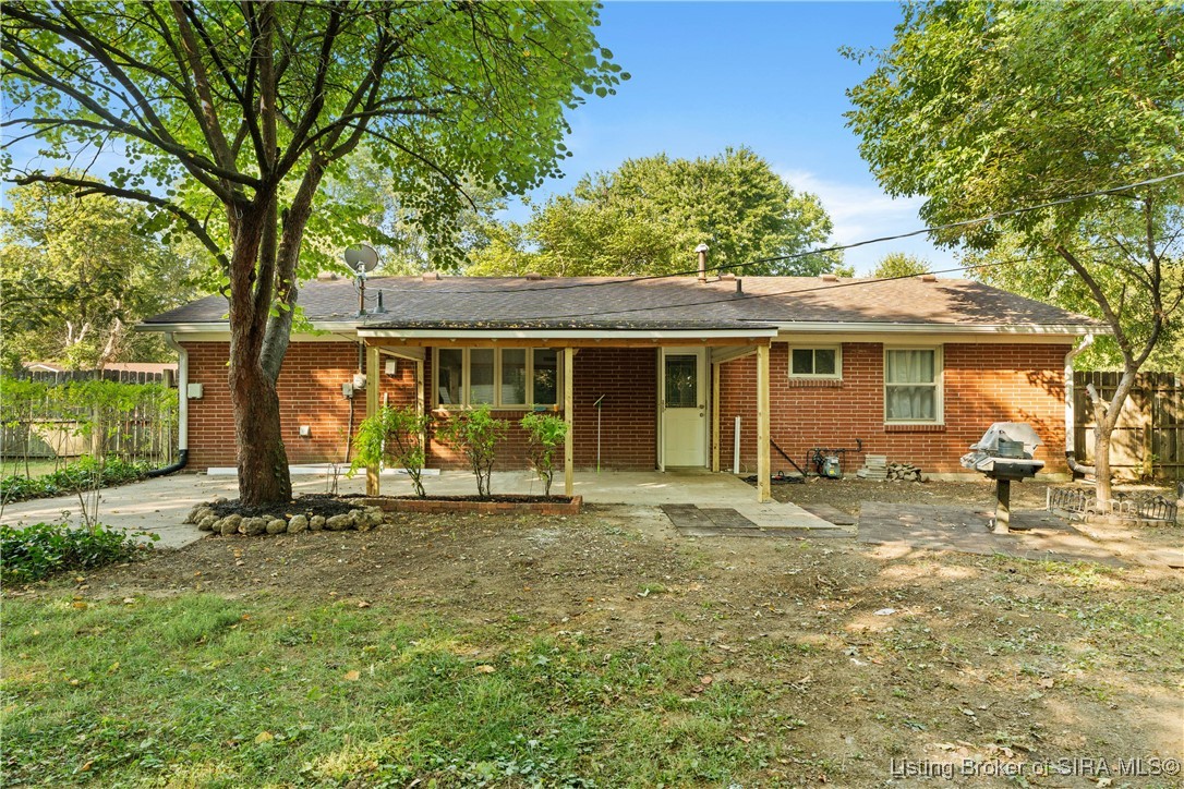 2330 Raintree Drive Clarksville, IN 47129 - Photo 31 of 34