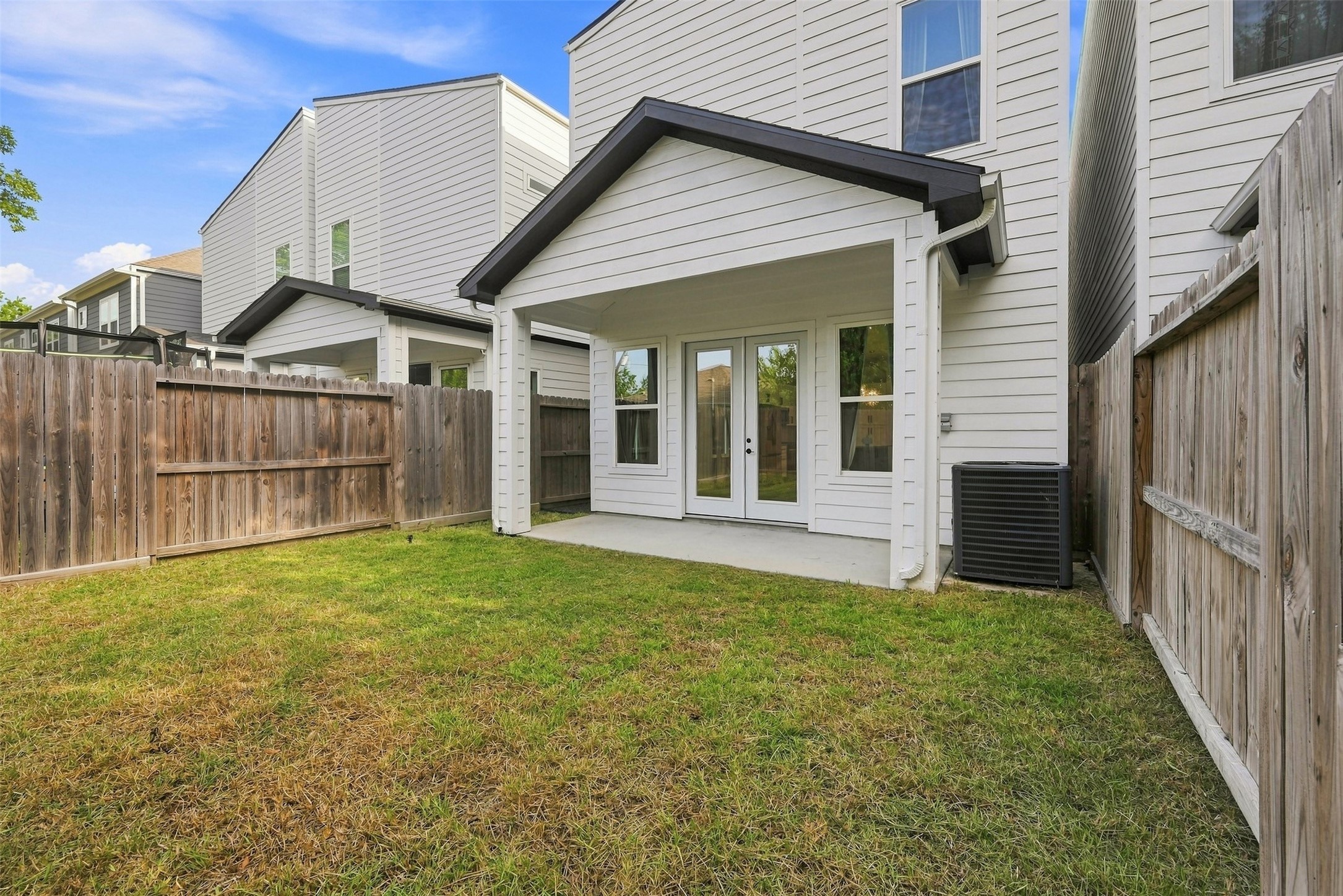 3726 Noah Street Houston, TX 77021 - Photo 30 of 37 Easy maintenance.