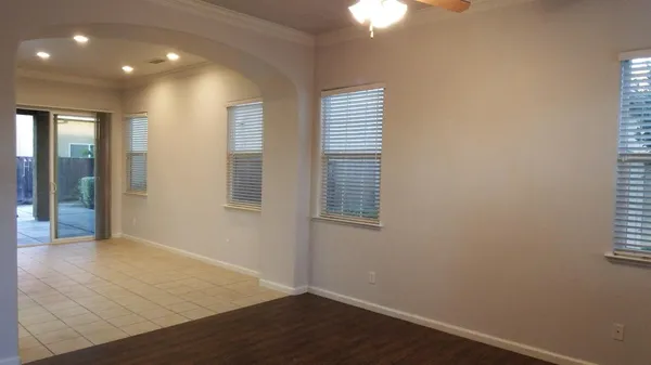 $2,750 | 3658 Vermont Lane, Clovis, CA 93619