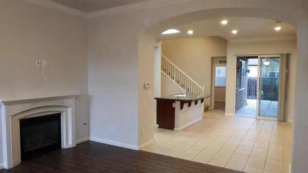 $2,750 | 3658 Vermont Lane, Clovis, CA 93619