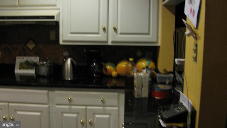 812 Lowander Lane Silver Spring, MD 20901 - Photo 1 of 13 Kitchen with granite counters