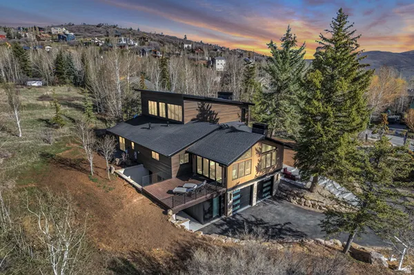 $3,295,000 | 7775 Pinebrook Road, Park City, UT 84098