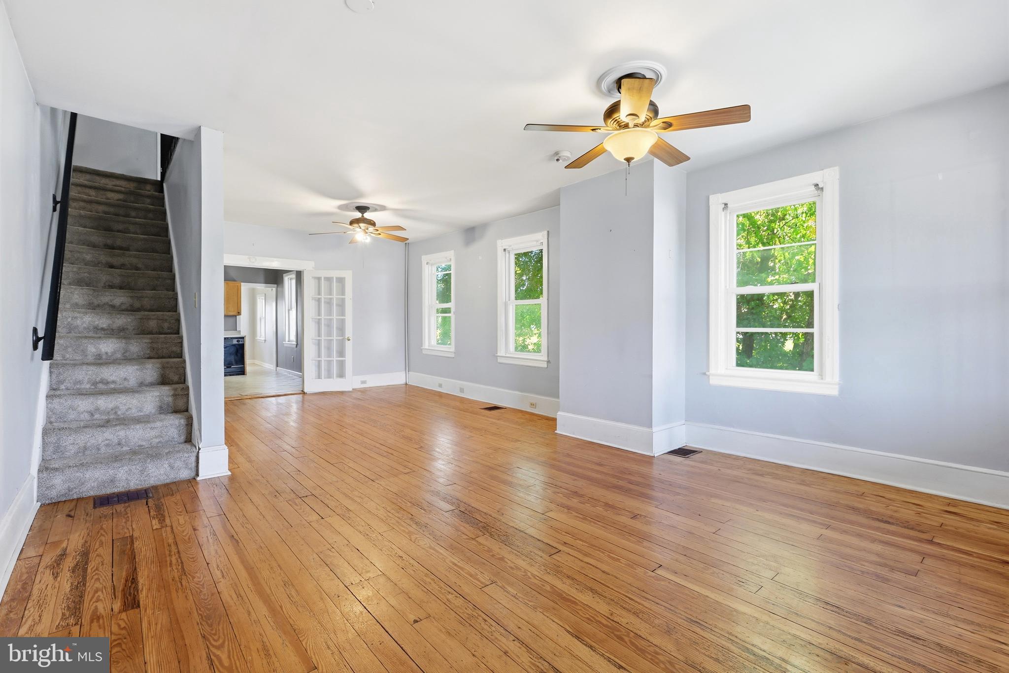 910 Columbus Road Burlington, NJ 08016 - Photo 5 of 33