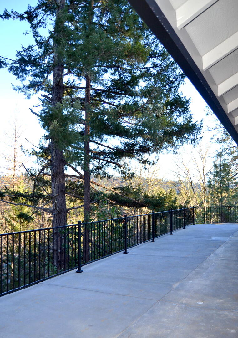 274 Rockinghorse Drive Grants Pass, OR 97527 - Photo 24 of 28 DSC_2558