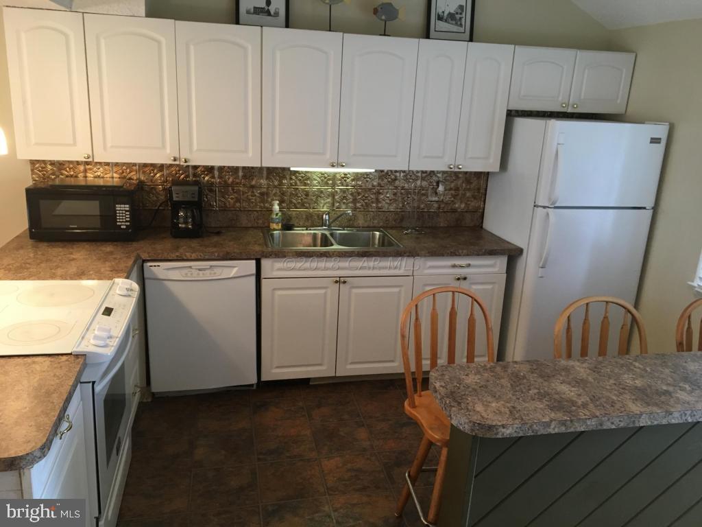 9201 Rusty Anchor Road, Unit B5 Ocean City, MD 21842 - Photo 5 of 24 Gallery Image 5