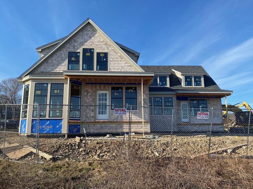 167 Atlantic Road, Unit 2 Gloucester, MA 01930 - Photo 7 of 10