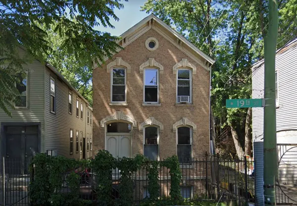 $1,725 | 812 West 19th Street, Unit 2R, Chicago, IL 60608
