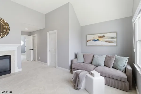 $1,395,000 | 4 Michele Cross, Flemington, NJ 08822