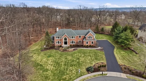 $1,395,000 | 4 Michele Cross, Flemington, NJ 08822