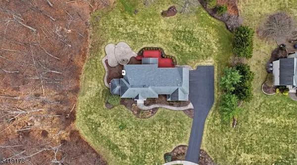 $1,395,000 | 4 Michele Cross, Flemington, NJ 08822