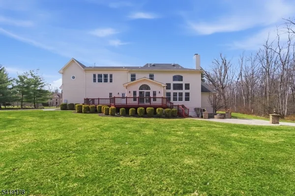 $1,395,000 | 4 Michele Cross, Flemington, NJ 08822