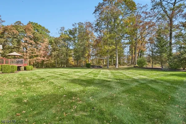 $1,395,000 | 4 Michele Cross, Flemington, NJ 08822