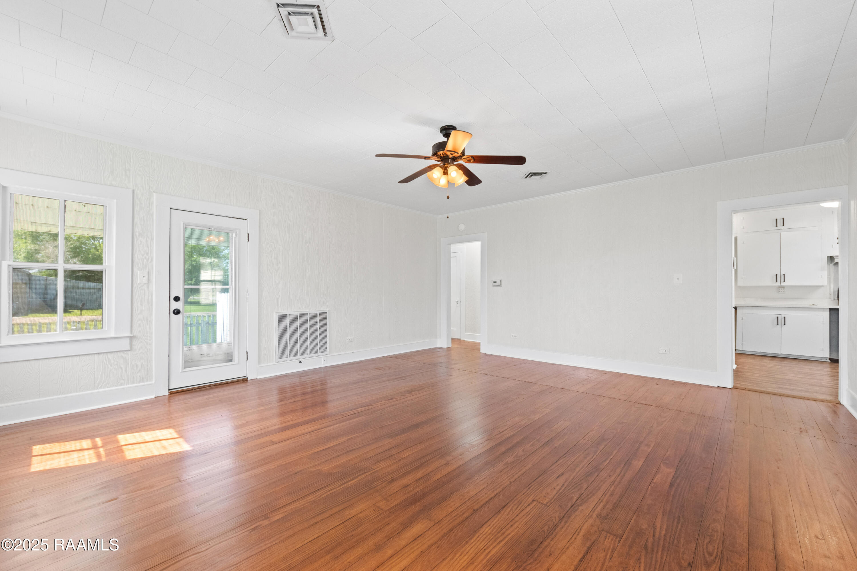 267 Roger Road Lafayette, LA 70507 - Photo 6 of 33 267Roger-35