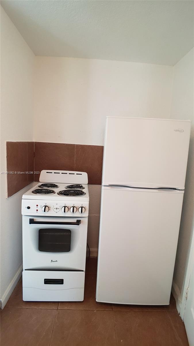 Miami-Dade County Miami, FL 33161 - Photo 23 of 31