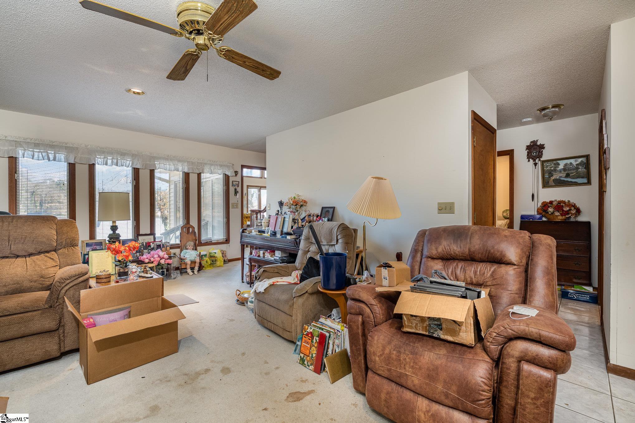 239 Hammond Circle Anderson, SC 29621 - Photo 5 of 33 Gallery Image 5
