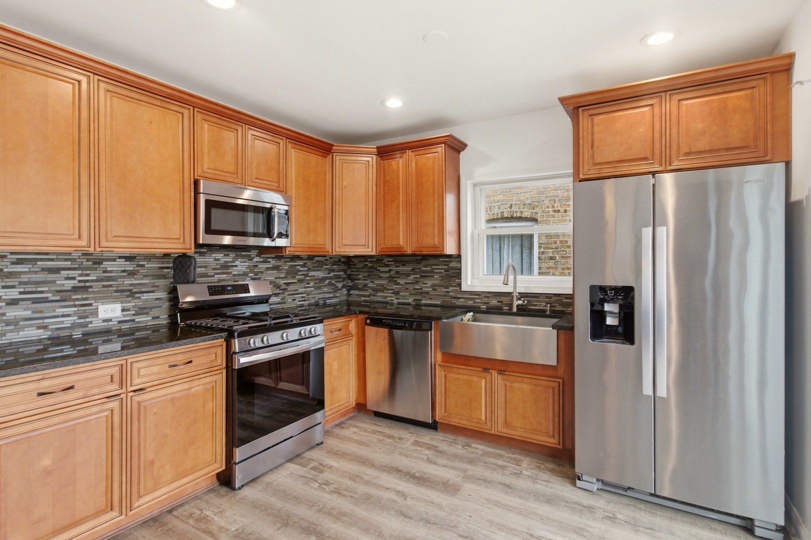 2633 North Rhodes Avenue River Grove, IL 60171 - Photo 6 of 22