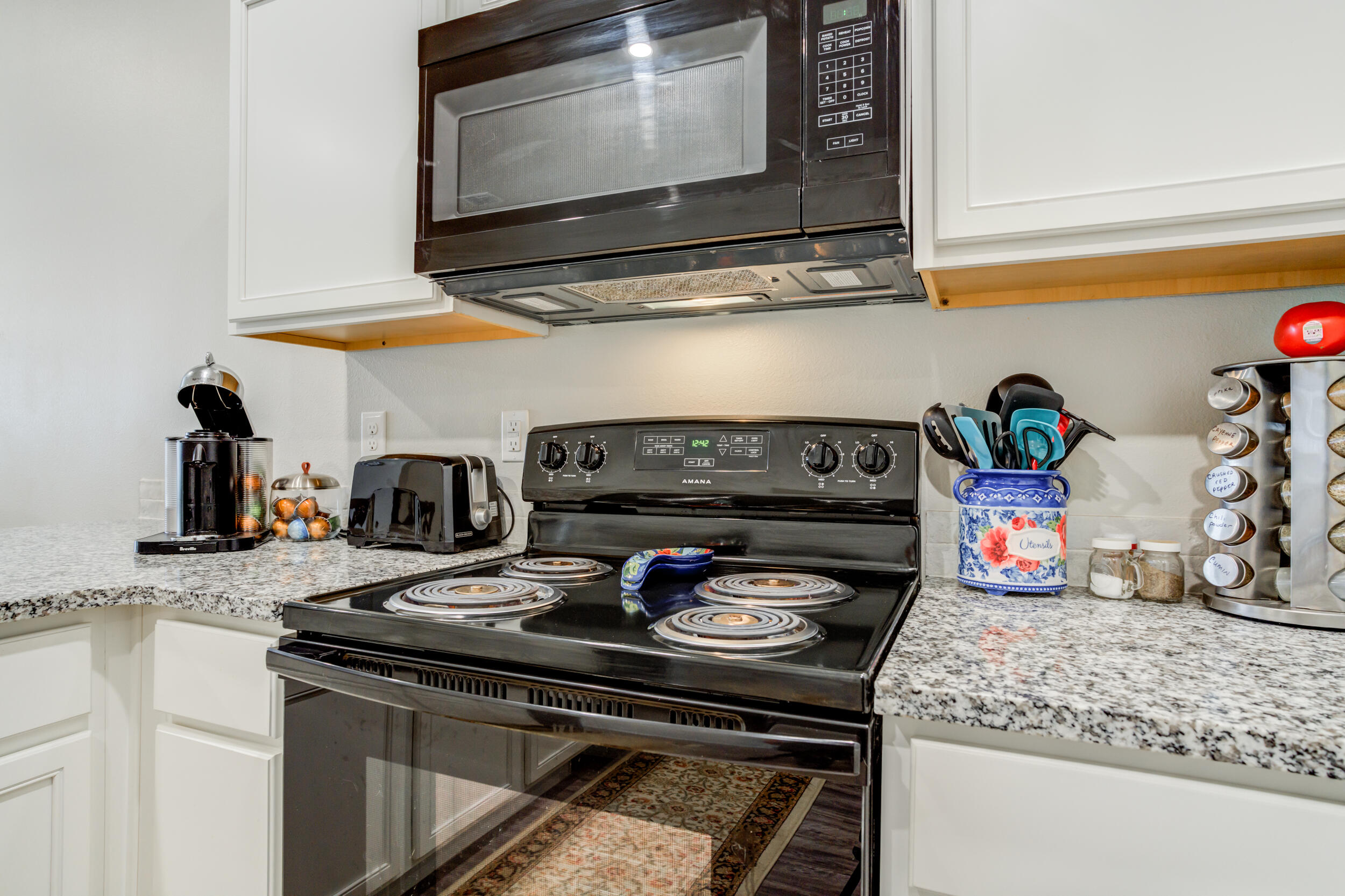 2109 Avenue J Lubbock, TX 79411 - Photo 11 of 26 DSC00536_7_8