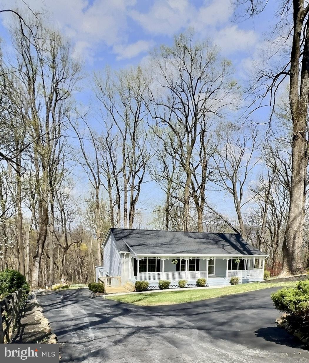 49 Pocahontas Road Front Royal, VA 22630 - Photo 1 of 26